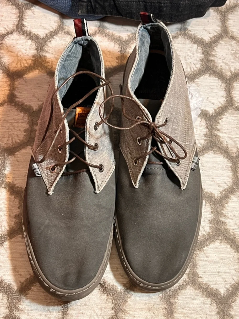 Ben Sherman Two-Tone Gray and Tan Chukka Boots 11.5